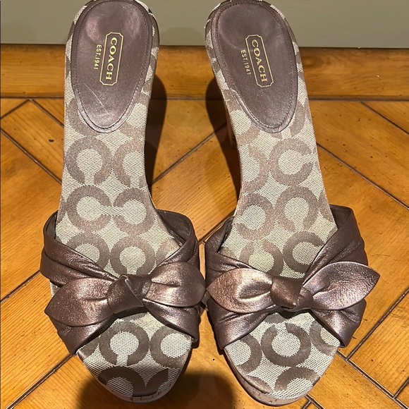Coach | Shoes | Coach Womens Tan And Brown Bow Mules | Poshmark